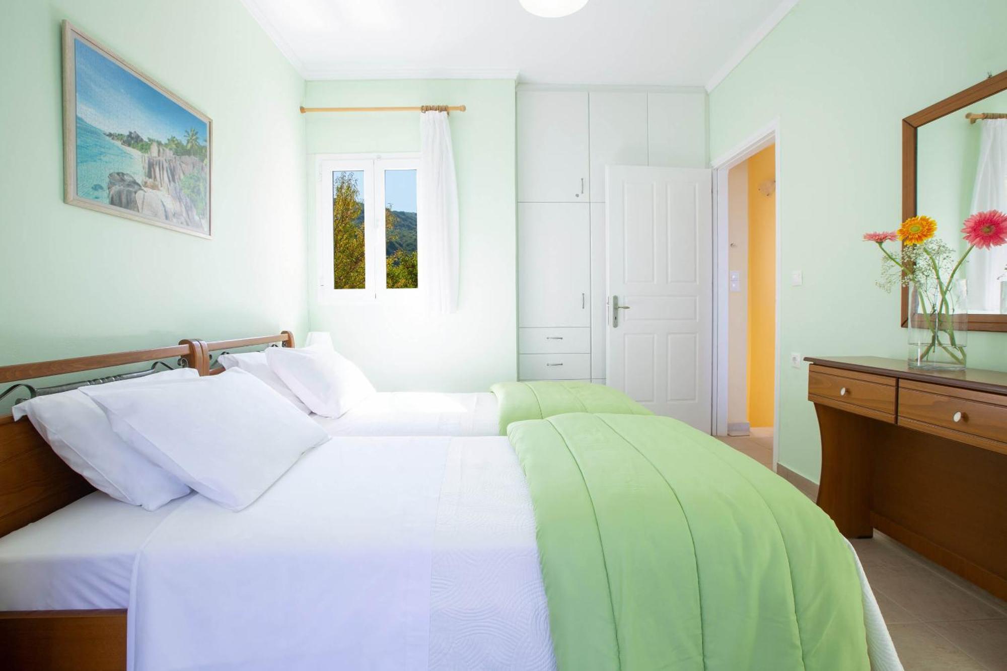 Natura Villas Drymon Екстериор снимка