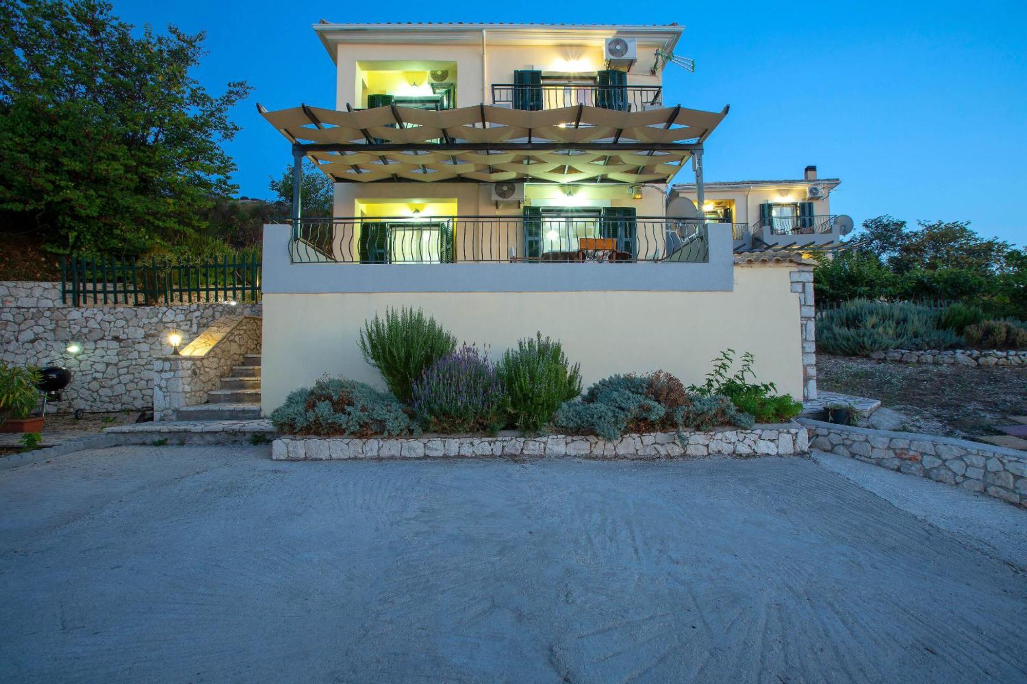 Natura Villas Drymon Екстериор снимка